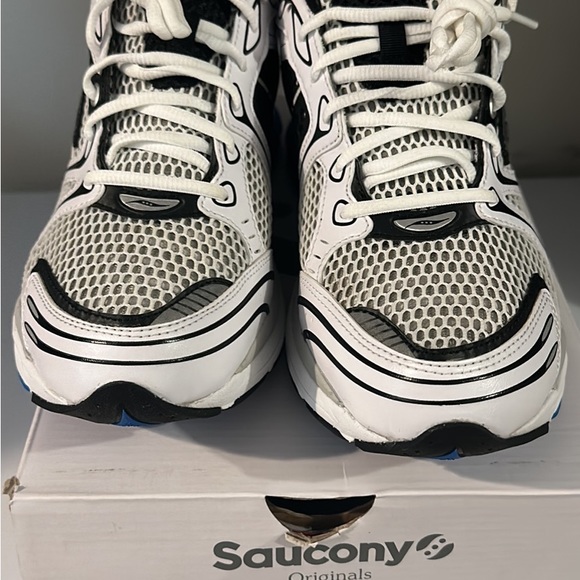 Saucony Progrid Triumph 4 - Picture 2 of 2